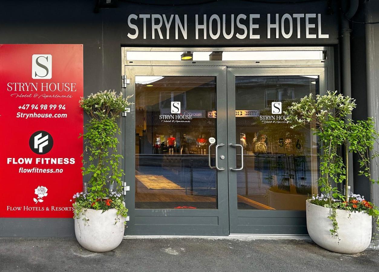 Stryn House - Hotel & Apartments Extérieur photo