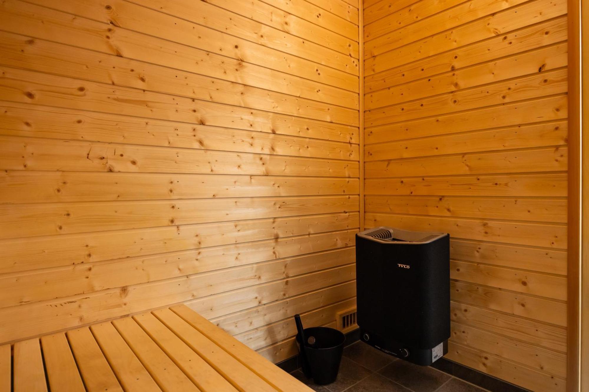 Stryn House - Hotel & Apartments Extérieur photo