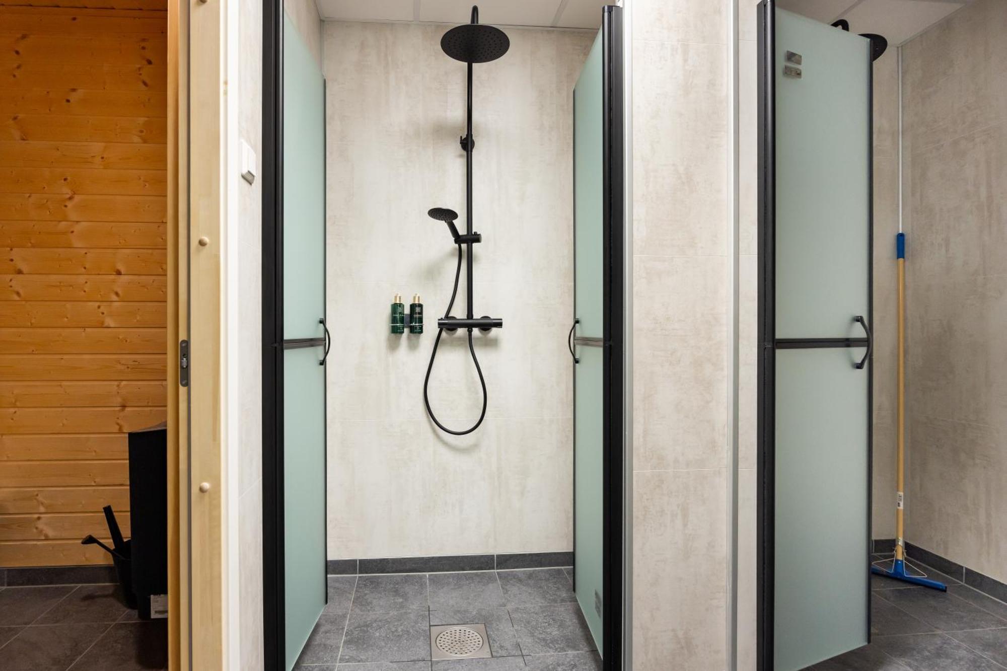 Stryn House - Hotel & Apartments Extérieur photo